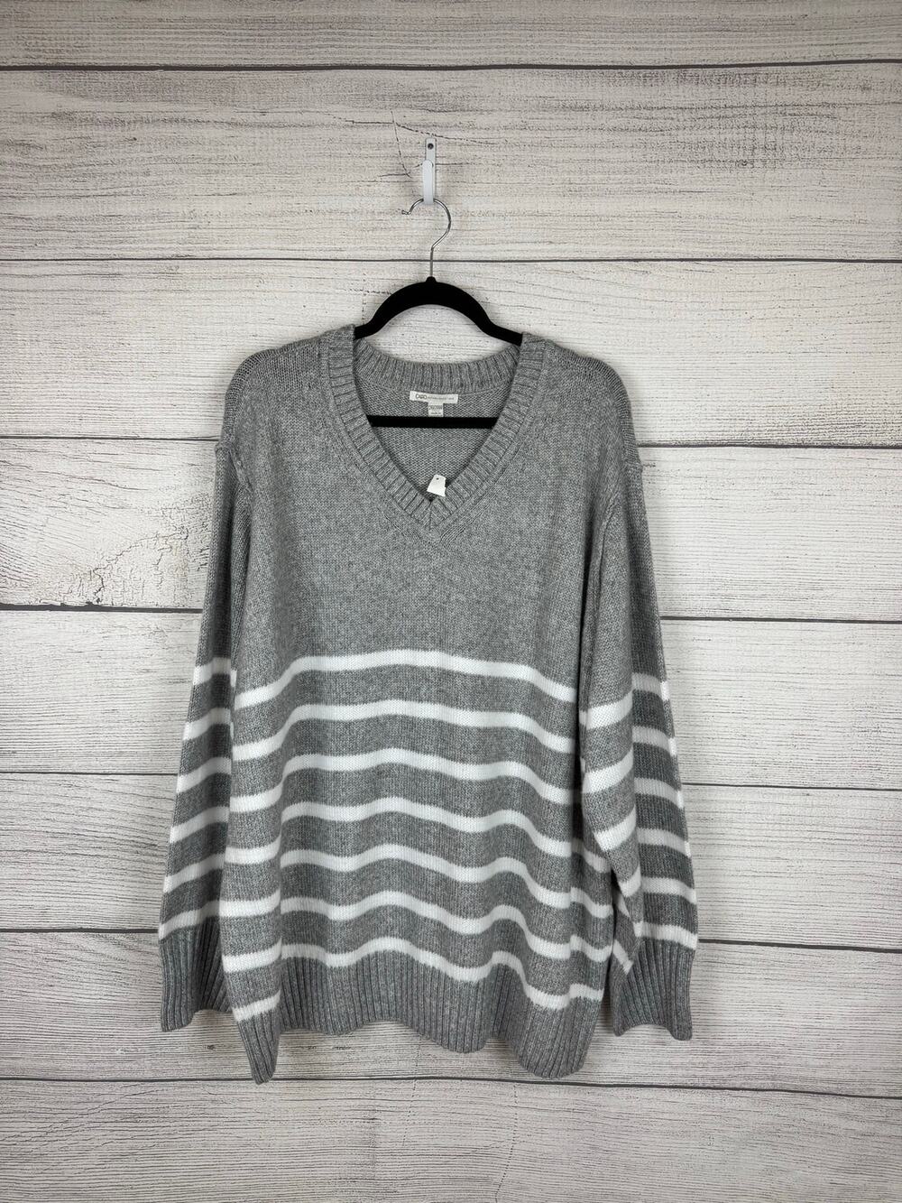 Cato Plus Size Gray & White Stripe V-Neck Sweater Size 26/28W